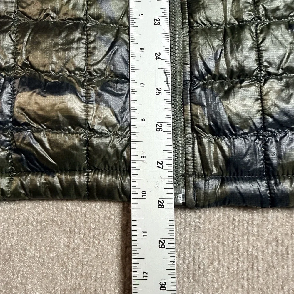 The North Face Large Thermoball Vest Mens Green Camo Primaloft Puffer Full Zip